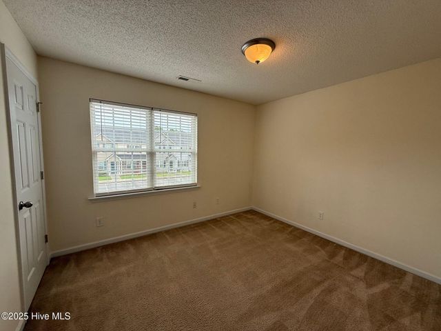 7000 Banister Loop, Jacksonville, NC 28546