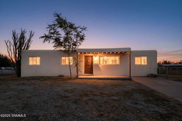 1640 E Idaho Avenue, Las Cruces, NM 88001