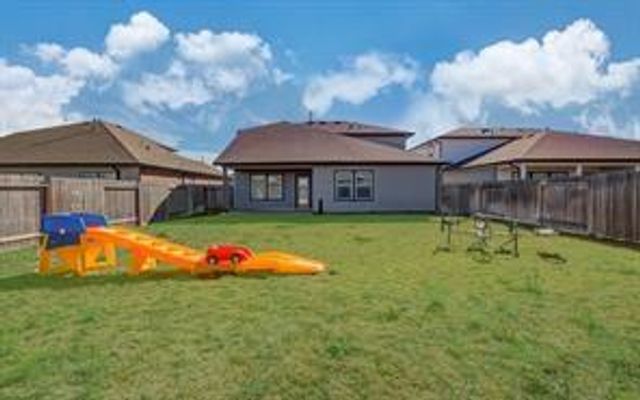 327 John House Lane, Rosharon, TX 77583