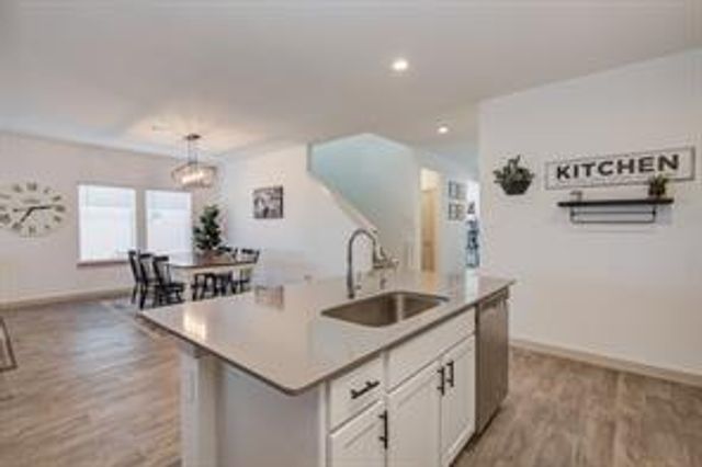 327 John House Lane, Rosharon, TX 77583