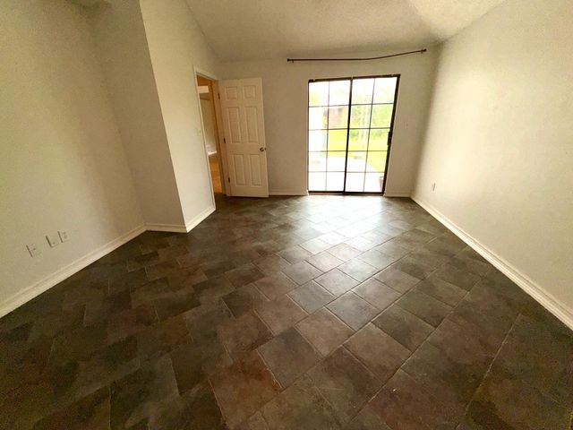 7167 Manatee Street, Navarre, FL 32566