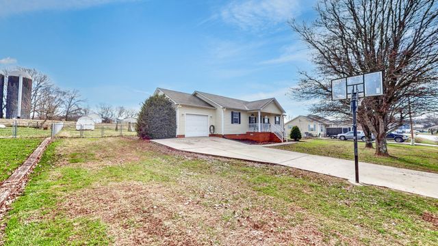 225 Miriah Dr, Mcminnville, TN 37110