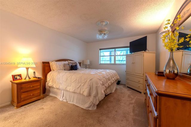 8814 W Mcnab Road 204, Tamarac, FL 33321