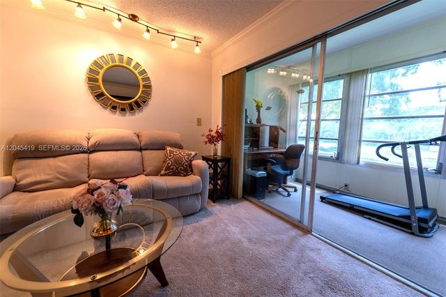 8814 W Mcnab Road 204, Tamarac, FL 33321