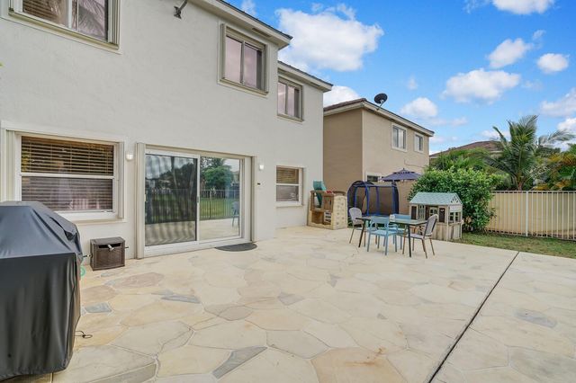 7587 Sierra Ridge Ln, Lake Worth, FL 33463