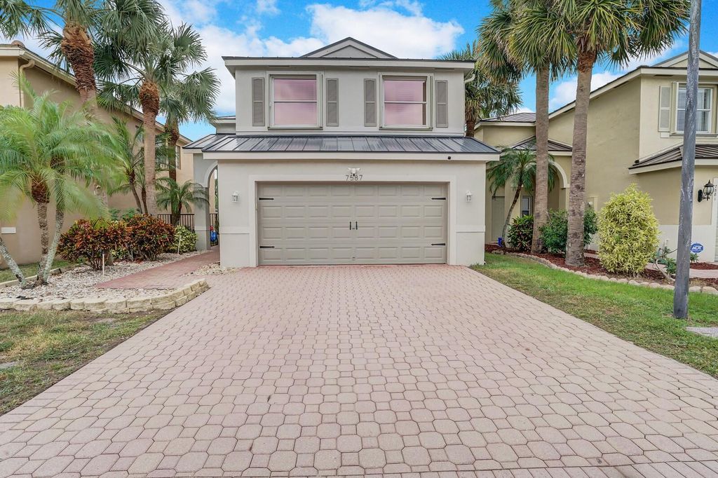 7587 Sierra Ridge Ln, Lake Worth, FL 33463