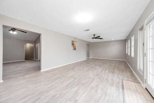 10523 Sagevale Lane, Houston, TX 77089