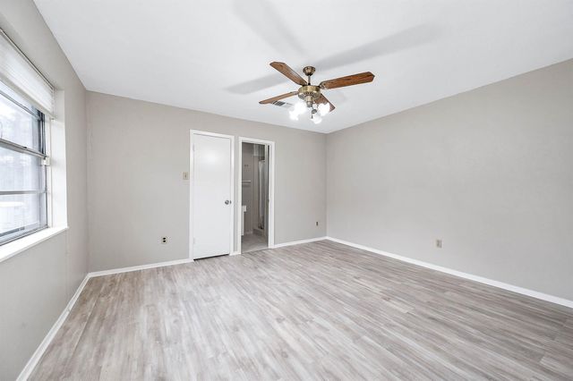 10523 Sagevale Lane, Houston, TX 77089