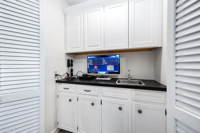 10523 Sagevale Lane, Houston, TX 77089