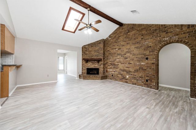 10523 Sagevale Lane, Houston, TX 77089