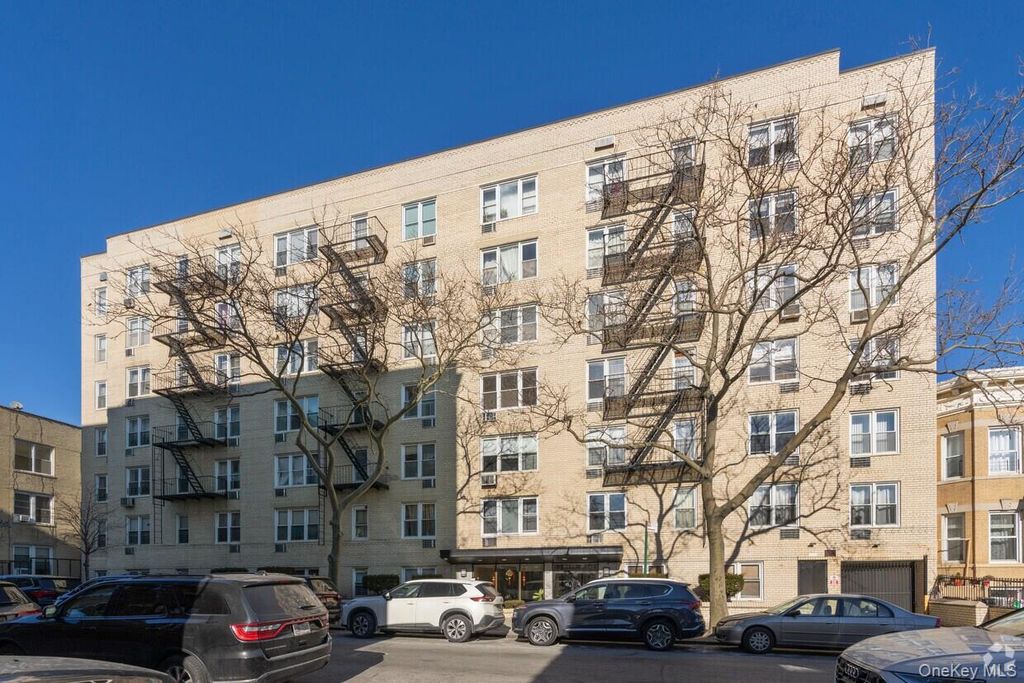 2021 84th Street L3, Brooklyn, NY 11214