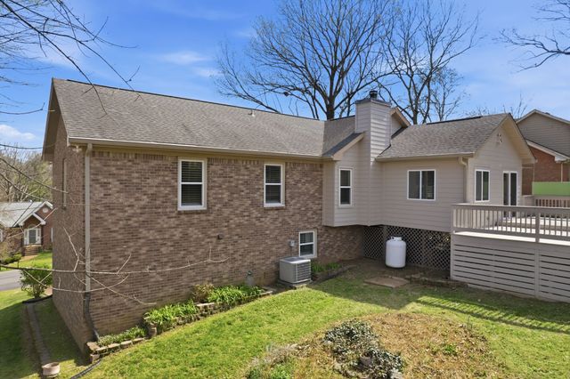 1049 Fitzpatrick Rd, Nashville, TN 37214