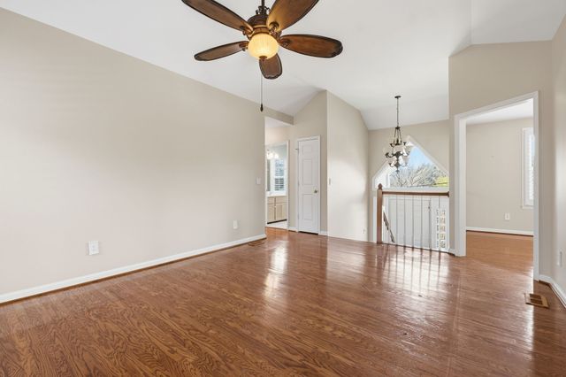 1049 Fitzpatrick Rd, Nashville, TN 37214