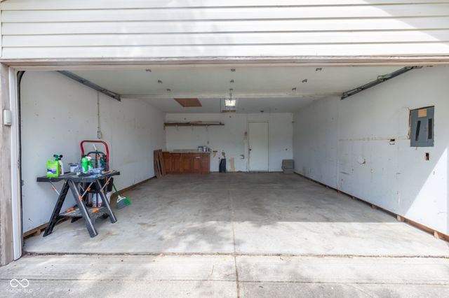 175 Westridge Place, Greenwood, IN 46142