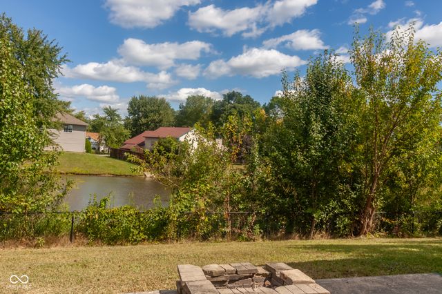 175 Westridge Place, Greenwood, IN 46142