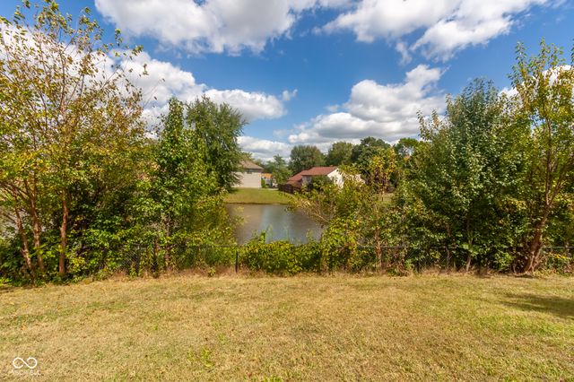 175 Westridge Place, Greenwood, IN 46142