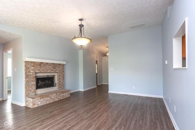 175 Westridge Place, Greenwood, IN 46142