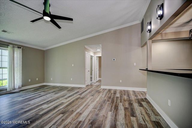 20 Jaffreyton Close 1000, Freehold, NJ 07728