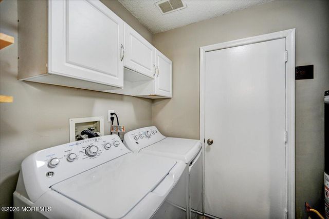 20 Jaffreyton Close 1000, Freehold, NJ 07728