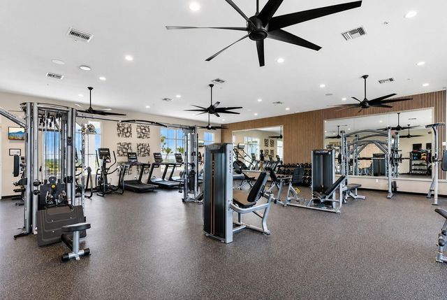 1952 SUNSHINE PEAK DRIVE, Minneola, FL 34715