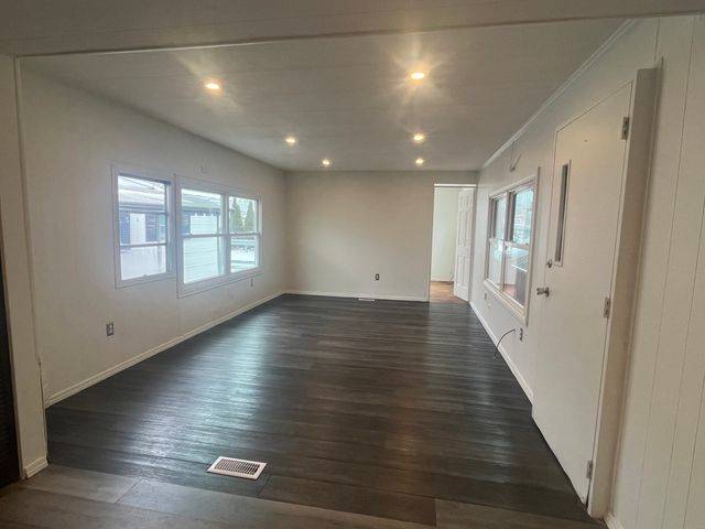 9001 S Cicero Avenue 60, Oak Lawn, IL 60453