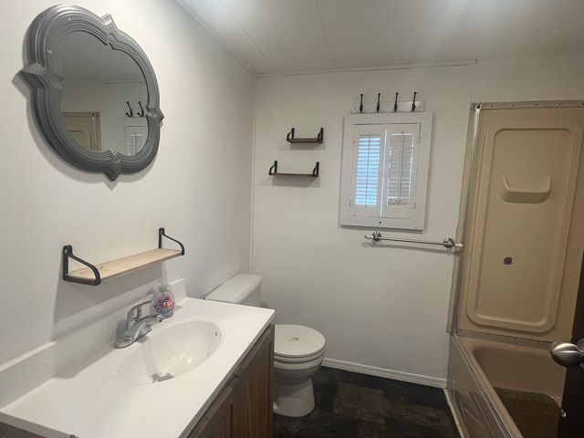 9001 S Cicero Avenue 60, Oak Lawn, IL 60453