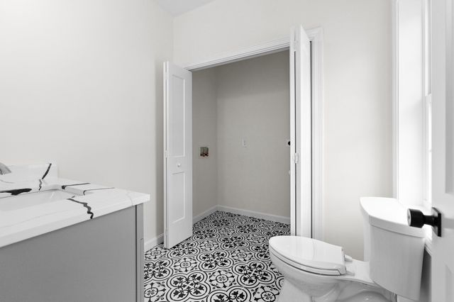 181 Wellington, Fall River, MA 02720