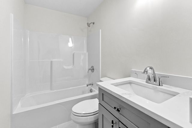 181 Wellington, Fall River, MA 02720