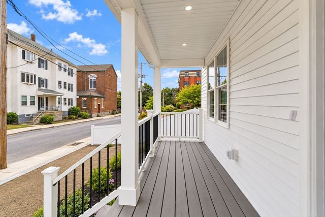 181 Wellington, Fall River, MA 02720
