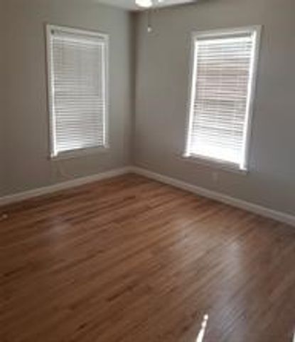 615 W Nash Street, Grapevine, TX 76051