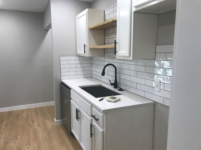 1924 Oak Hill Circle, Dallas, TX 75217