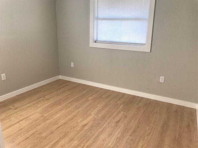 1924 Oak Hill Circle, Dallas, TX 75217