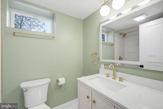 3429 YATARUBA DR, Baltimore, MD 21207