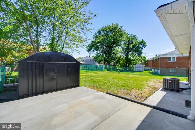3429 YATARUBA DR, Baltimore, MD 21207