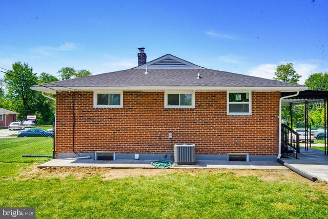 3429 YATARUBA DR, Baltimore, MD 21207