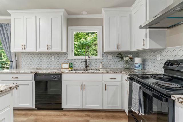 1 Guadalajara Lane, Hot Springs Village, AR 71909