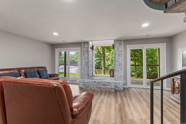 1 Guadalajara Lane, Hot Springs Village, AR 71909