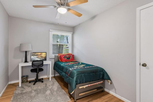 6625 Wyoming Avenue N, Brooklyn Park, MN 55428