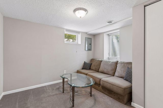 6625 Wyoming Avenue N, Brooklyn Park, MN 55428
