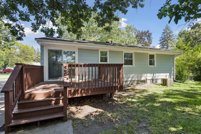 6625 Wyoming Avenue N, Brooklyn Park, MN 55428