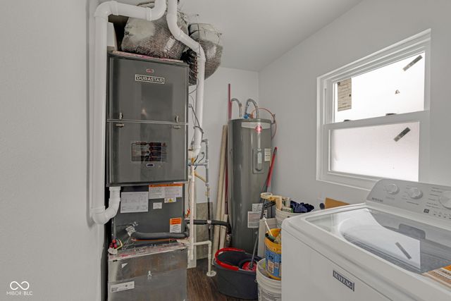 2435 S D Street, Elwood, IN 46036