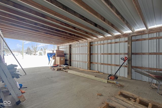 2435 S D Street, Elwood, IN 46036