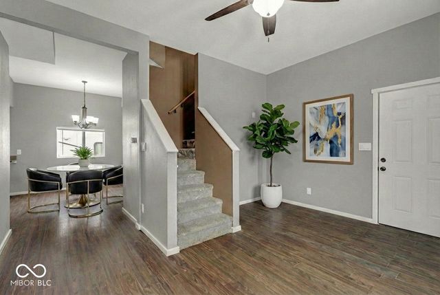 2435 S D Street, Elwood, IN 46036