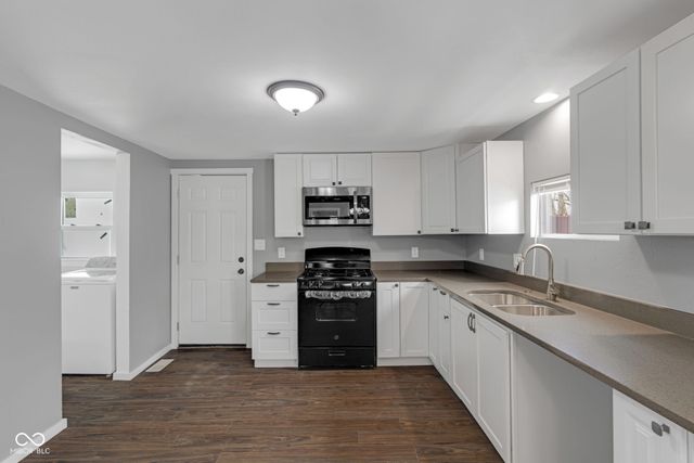 2435 S D Street, Elwood, IN 46036