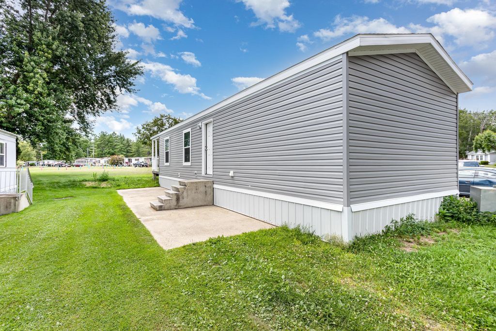 842 Hickory Street Lot: 71, Beaverton, MI 48612