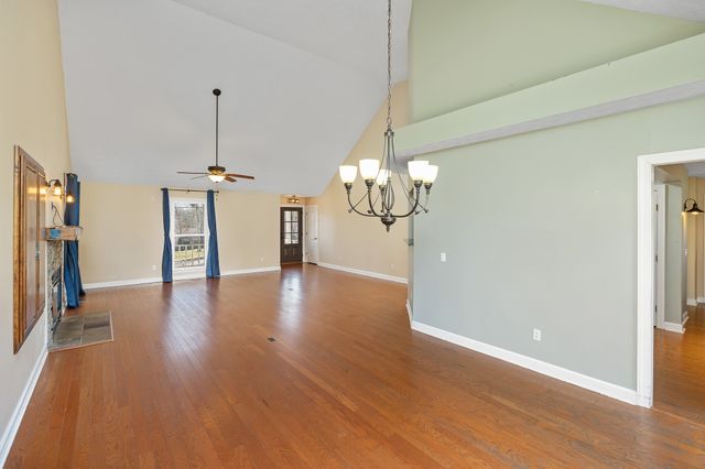 200 Lei Lani Dr, Lebanon, TN 37087