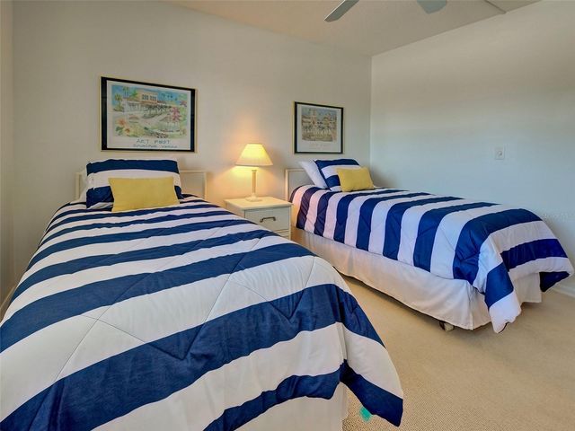 408 CERROMAR CIRCLE S 233, Venice, FL 34293