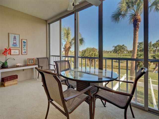 408 CERROMAR CIRCLE S 233, Venice, FL 34293