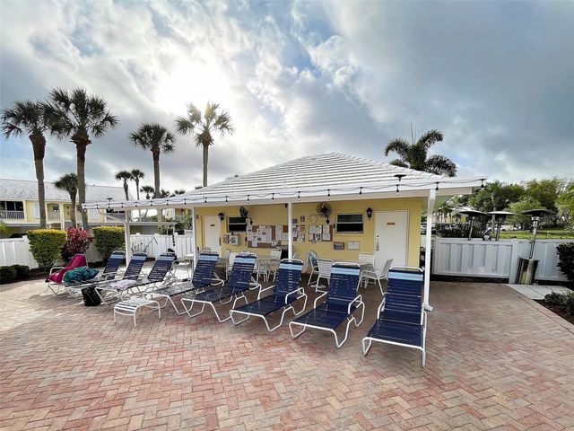 408 CERROMAR CIRCLE S 233, Venice, FL 34293