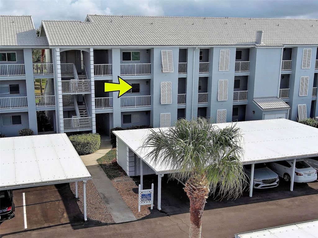 408 CERROMAR CIRCLE S 233, Venice, FL 34293